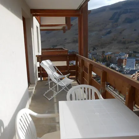 Flocons D'or Apartment *